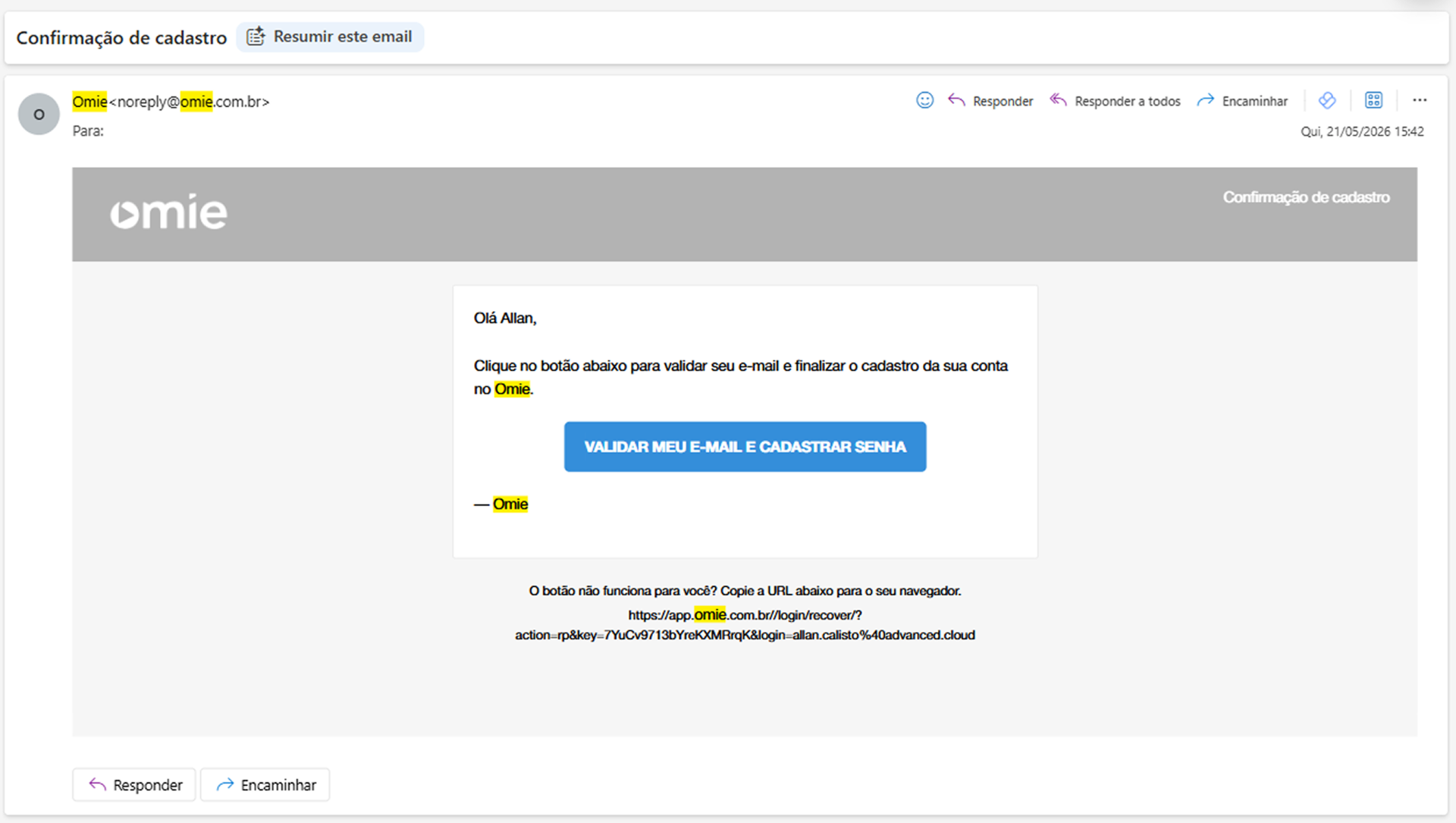 Exemplo de e-mail com credenciais de acesso